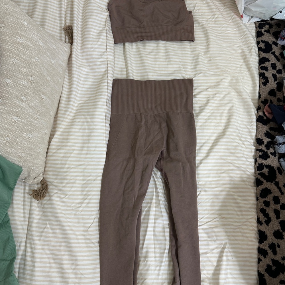 Brown Seamless Leggings and Top Set